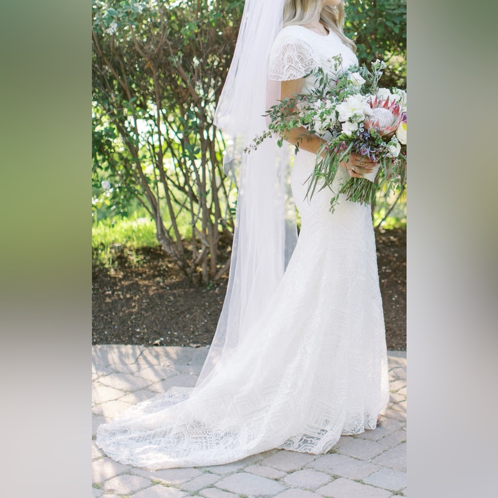 Lis Simon - custom beaded lace wedding gown - Picture 2 of 8